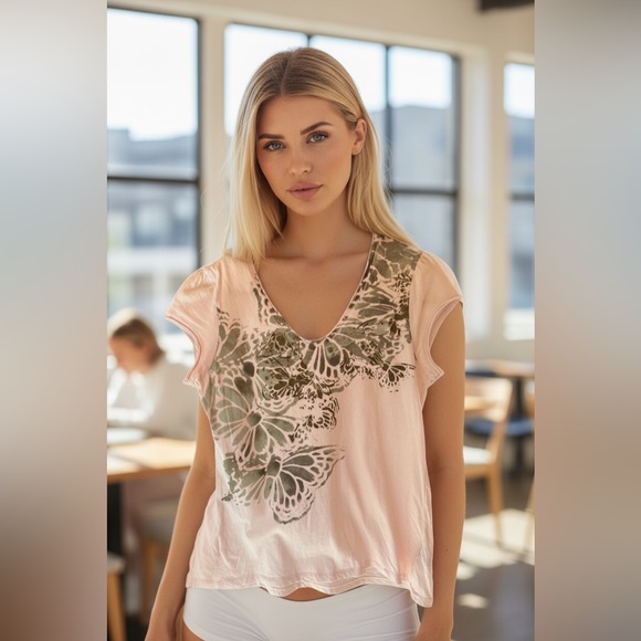 Calvin Klein Top Pink Butterfly Paisley Short Sleeve Casual Chic Style Large - Picture 4 of 8